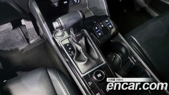 Kia Sportage (V) Diesel 2.0 2WD Prestige 2022 — фото 9