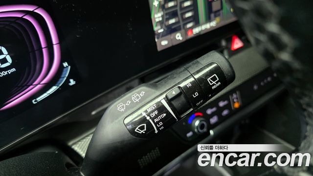 Kia Sportage (V) Diesel 2.0 2WD Prestige 2022 — фото 16