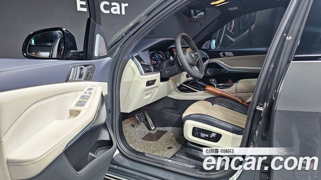 BMW X7 (G07) xDrive 40i M Sport Online Exclusive Edition 6 Seater 2022 — фото 10
