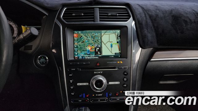 Ford Explorer 2.3 Limited 4WD 5th 2018 — фото 14
