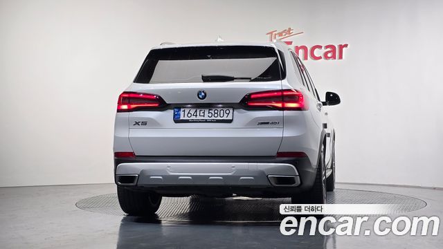 BMW X5 (G05) xDrive 40i xLine 2023 — фото 4