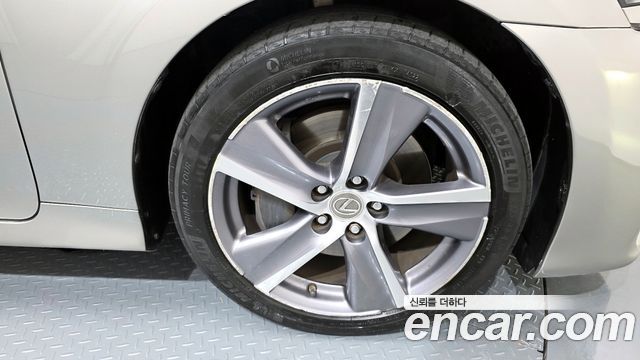 Lexus GS300 Supreme L10 2018 — фото 5