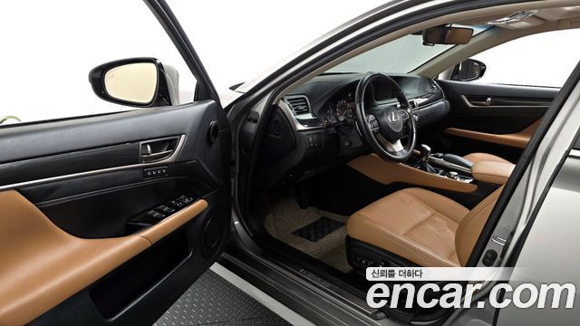 Lexus GS300 Supreme L10 2018 — фото 10