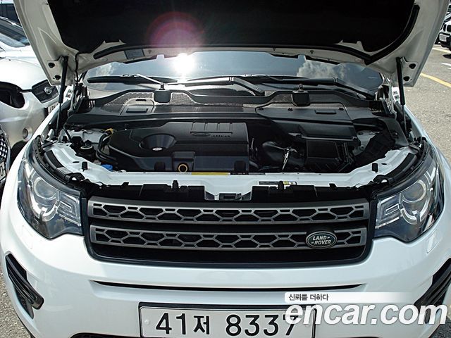 Land Rover Discovery Sport 2.0 TD4 SE (150PS) 2017 — фото 6
