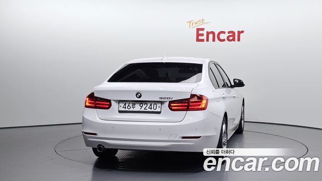 BMW 3 Series (F30) 320i 2013 — фото 4