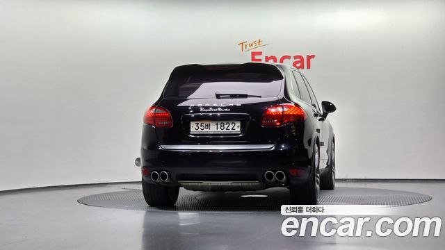 Porsche Cayenne 4.8 Turbo 958 2011 — фото 4