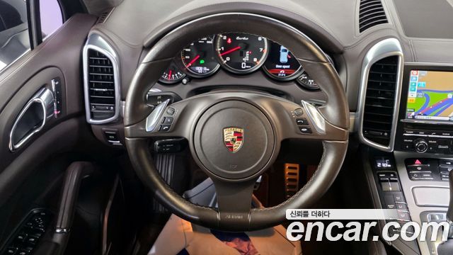 Porsche Cayenne 4.8 Turbo 958 2011 — фото 17