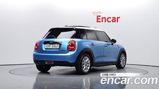 MINI Cooper D 5Door HIGH 3rd 2015 — фото 2