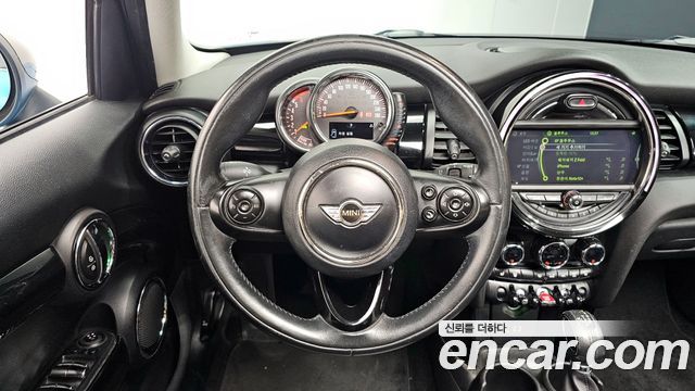 MINI Cooper D 5Door HIGH 3rd 2015 — фото 13