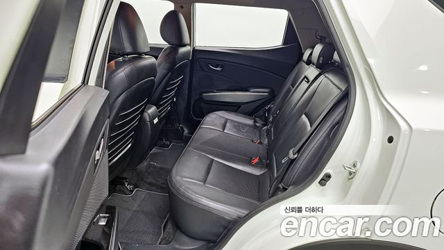 KG Mobility (SsangYong) Tivoli Air 1.5 A1 2WD 2022 — фото 11