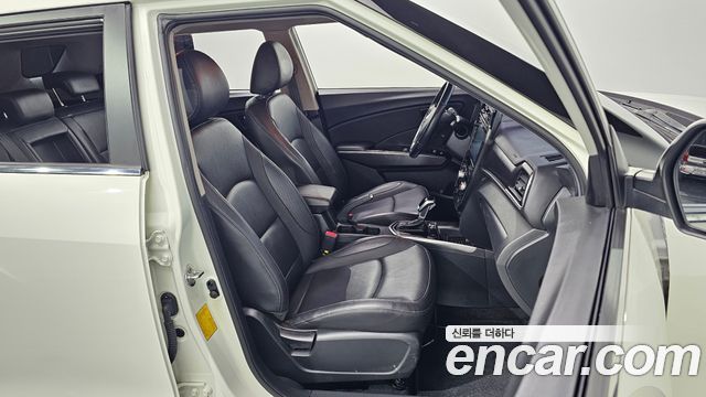 KG Mobility (SsangYong) Tivoli Air 1.5 A1 2WD 2022 — фото 13