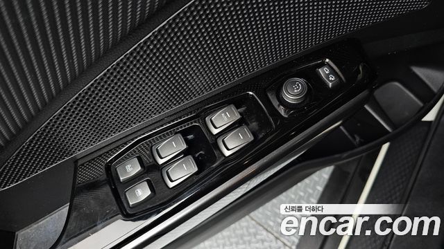 KG Mobility (SsangYong) Tivoli Air 1.5 A1 2WD 2022 — фото 14