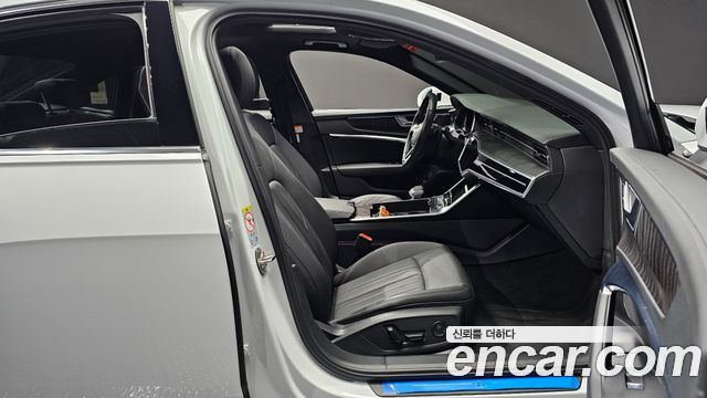 Audi A6 (C8) 45 TFSI Quattro Premium 2021 — фото 11