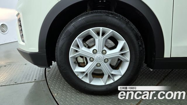 KG Mobility (SsangYong) Very New Tivoli Gasoline 1.5 2WD V1 2022 — фото 5