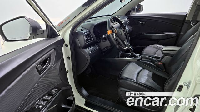KG Mobility (SsangYong) Very New Tivoli Gasoline 1.5 2WD V1 2022 — фото 10