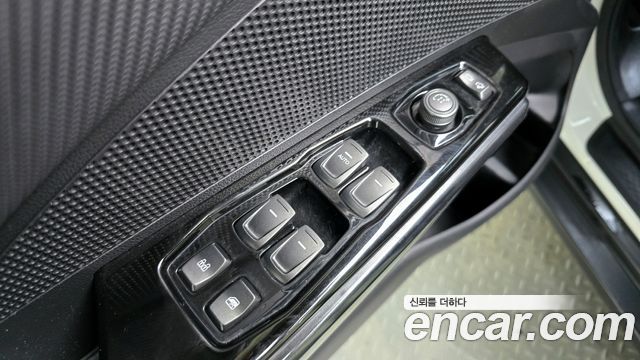 KG Mobility (SsangYong) Very New Tivoli Gasoline 1.5 2WD V1 2022 — фото 13