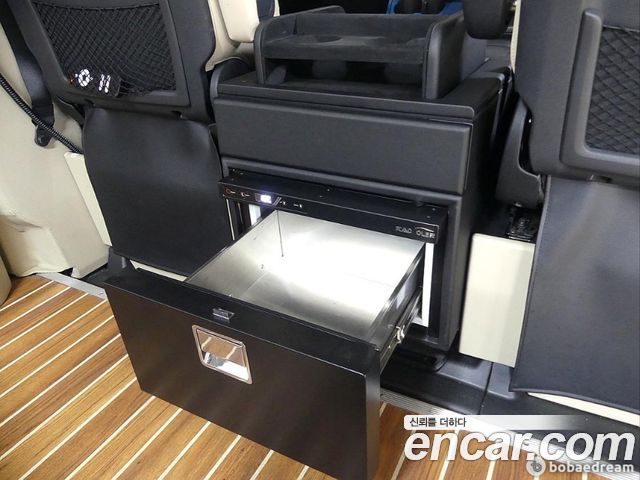 Mercedes-Benz Sprinter 3.0 Diesel W907 2023 — фото 15