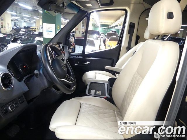 Mercedes-Benz Sprinter 3.0 Diesel W907 2023 — фото 20
