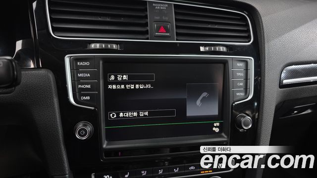 Volkswagen Golf (VII) 2.0 TDI Premium 2016 — фото 16
