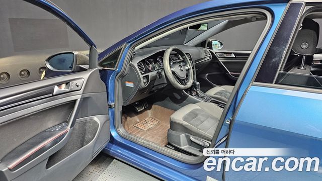 Volkswagen Golf (VII) 2.0 TDI 2015 — фото 10