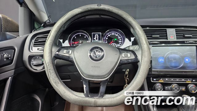 Volkswagen Golf (VII) 2.0 TDI 2015 — фото 13