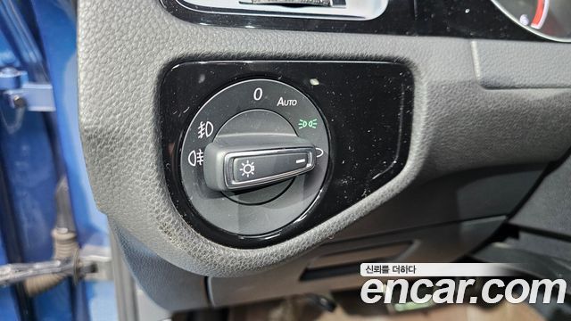 Volkswagen Golf (VII) 2.0 TDI 2015 — фото 16