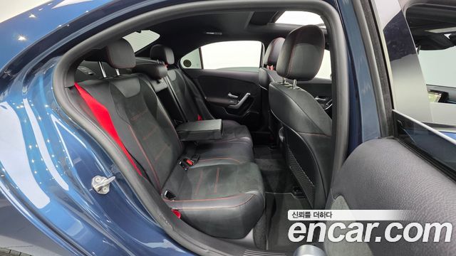 Mercedes-Benz A-Class (W177) AMG A35 4MATIC Sedan 2023 — фото 19