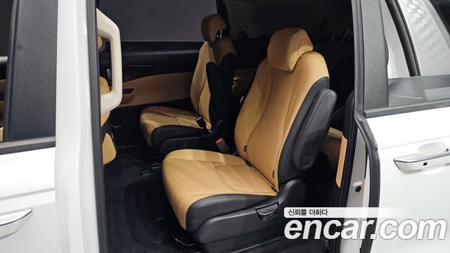 Kia Carnival (IV) Diesel 9-Seater Prestige 2023 — фото 12