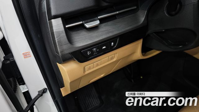 Kia Carnival (IV) Diesel 9-Seater Prestige 2023 — фото 16