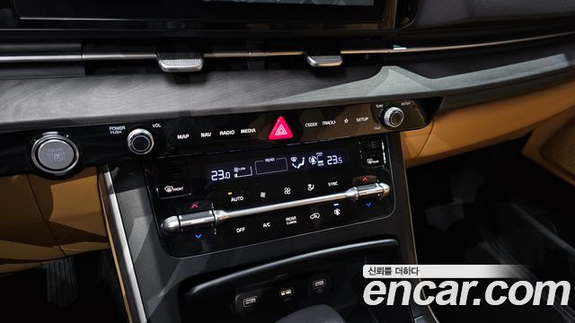 Kia Carnival (IV) Diesel 9-Seater Prestige 2023 — фото 18
