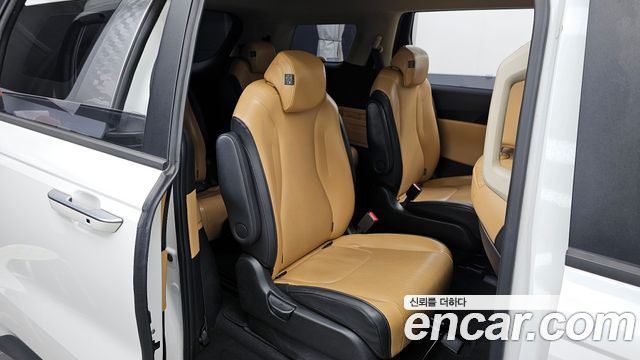 Kia Carnival (IV) Diesel 9-Seater Prestige 2023 — фото 12
