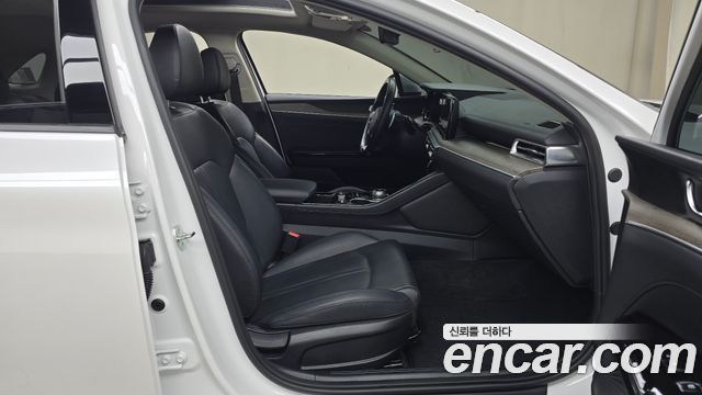 Kia K5 (III) 1.6 Turbo Noblesse 2023 — фото 10