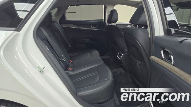 Kia K5 (III) 1.6 Turbo Noblesse 2023 — фото 12