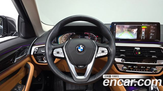 BMW 5 Series (G30) 520i Luxury 2023 — фото 13