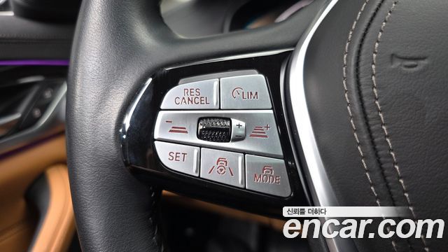 BMW 5 Series (G30) 520i Luxury 2023 — фото 17