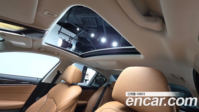 BMW 5 Series (G30) 520i Luxury 2023 — фото 18