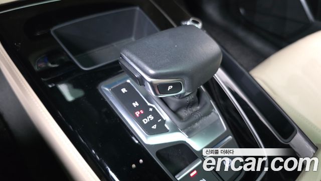 Audi Q5 (FY) 45 TFSI Quattro Premium 2021 — фото 9