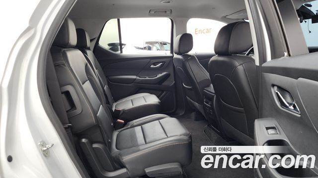 Chevrolet Traverse 3.6 AWD LT Leather Premium 2021 — фото 12