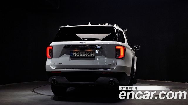 Ford Explorer (VI) 2.3 LimIted 4WD 2021 — фото 4