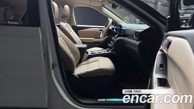 Ford Explorer (VI) 2.3 LimIted 4WD 2021 — фото 13
