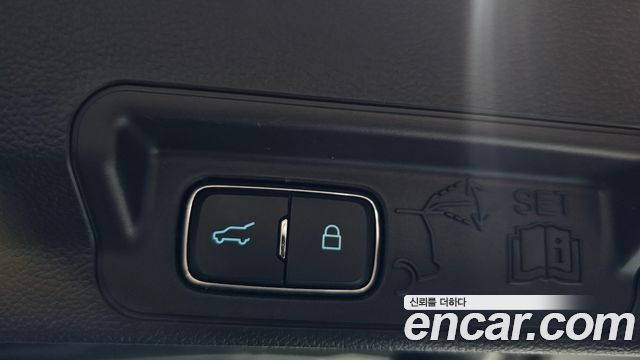 Ford Explorer (VI) 2.3 LimIted 4WD 2021 — фото 20