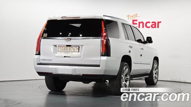 Cadillac Escalade 6.2 4th 2020 — фото 2