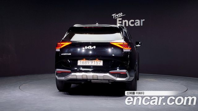 Kia Sportage (V) Diesel 2.0 2WD Nobleless 2022 — фото 4