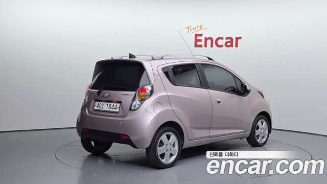 Chevrolet Matiz Creative Grove Star 2011 — фото 2