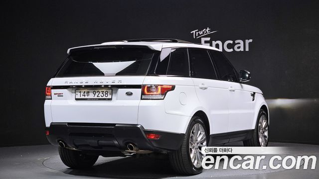 Land Rover Range Rover Sport (II) 3.0 SC HSE Dynamic 2015 — фото 2