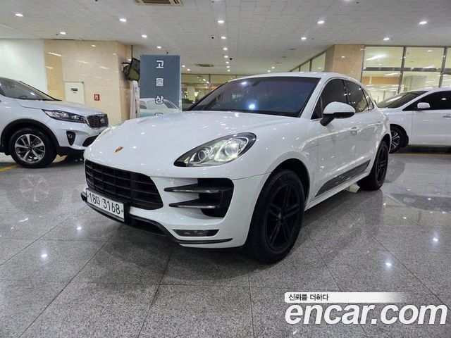 Porsche Macan 3.6 Turbo 95B