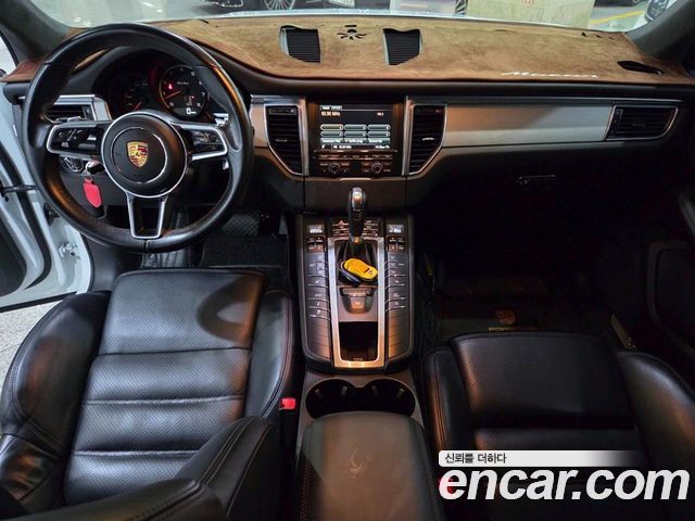 Porsche Macan 3.6 Turbo 95B 2015 — фото 7