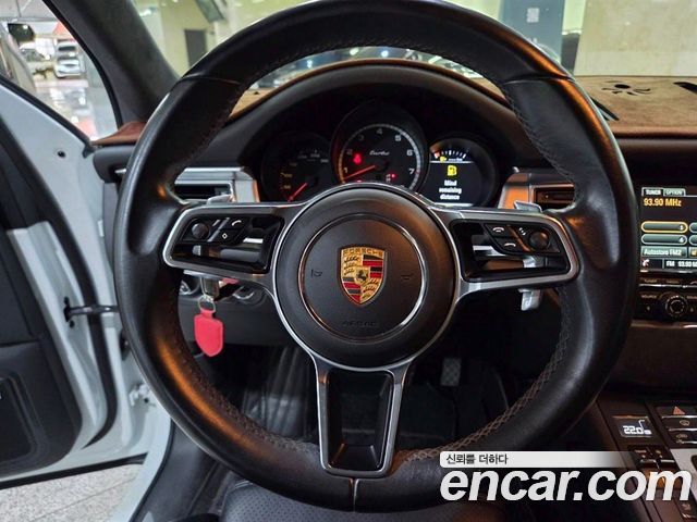 Porsche Macan 3.6 Turbo 95B 2015 — фото 8
