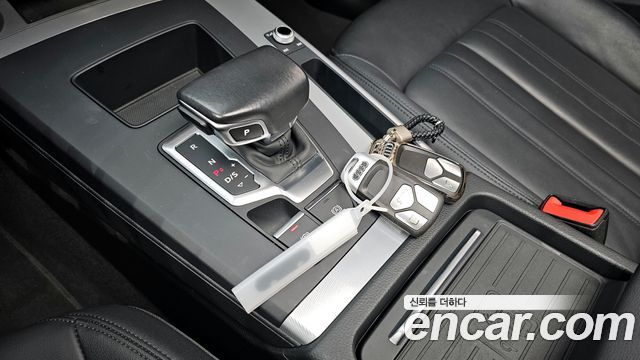 Audi Q5 (FY) 45 TFSI Quattro 2021 — фото 9