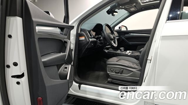 Audi Q5 (FY) 45 TFSI Quattro 2021 — фото 10